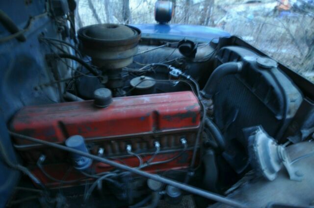 Chevrolet 2-ton Cab Chassis Flatbed Loadmaster Truck 1952 image number 6