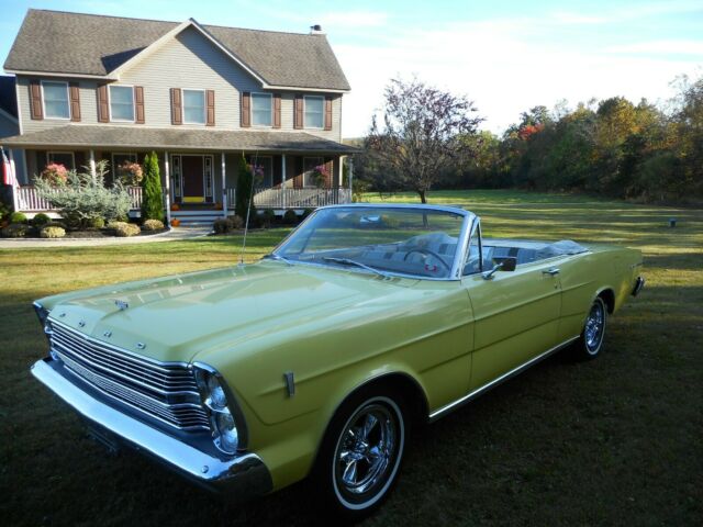 Ford Galaxie 1966 image number 0