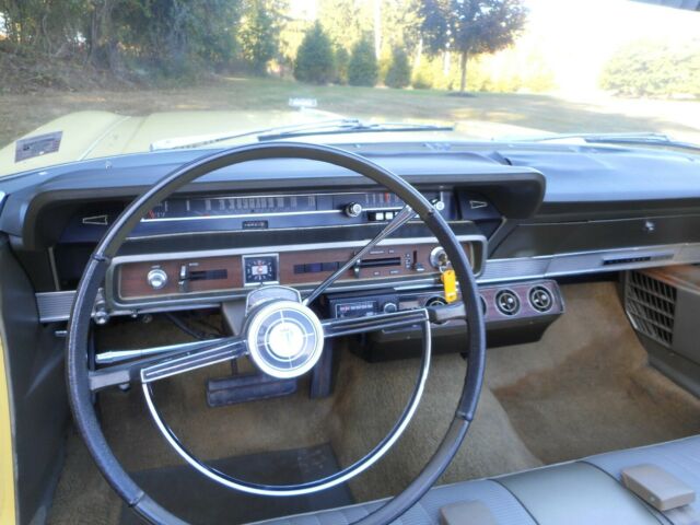 Ford Galaxie 1966 image number 15