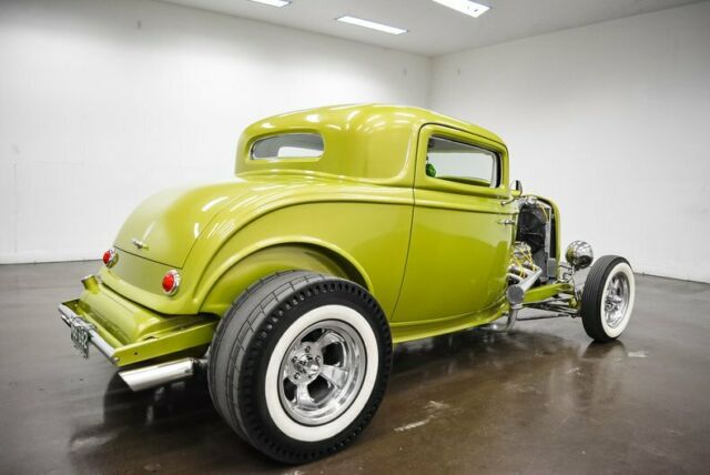 Ford Coupe 1932 image number 28