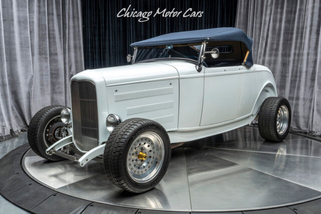 Ford Custom Roadster 1932 image number 1