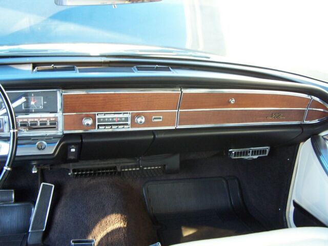 Chrysler Imperial 1966 image number 11