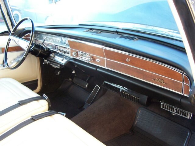 Chrysler Imperial 1966 image number 12