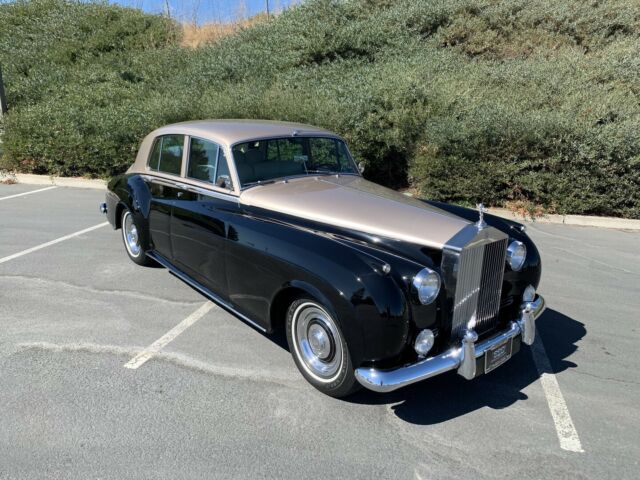 Rolls-Royce Silver Cloud II 1961 image number 16