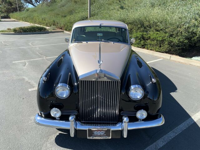 Rolls-Royce Silver Cloud II 1961 image number 19