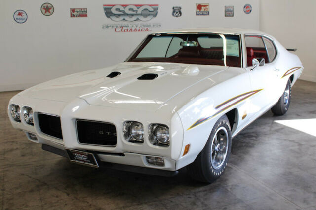 Pontiac GTO 1970 image number 2