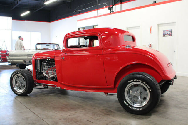 Ford Deuce 1932 image number 13