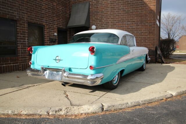 Oldsmobile Eighty-Eight 1955 image number 28