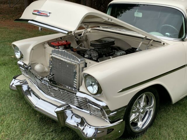 Chevrolet Bel Air/150/210 1956 image number 28