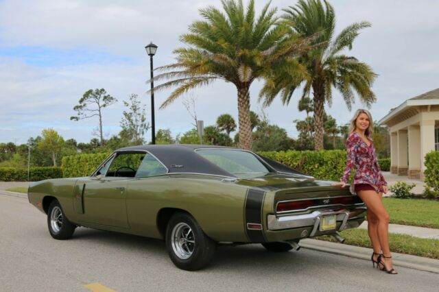 Dodge Charger 1970 image number 2