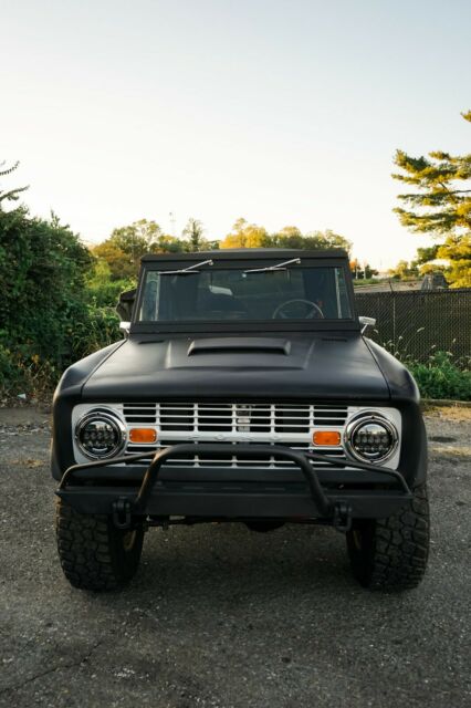 Ford Bronco 1967 image number 2