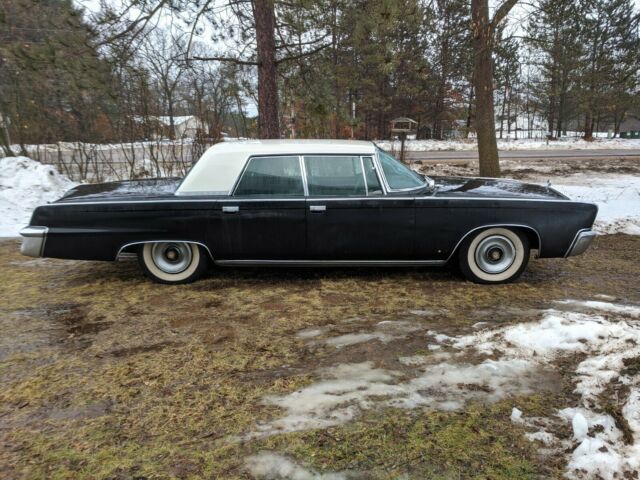 Chrysler Imperial 1965 image number 1