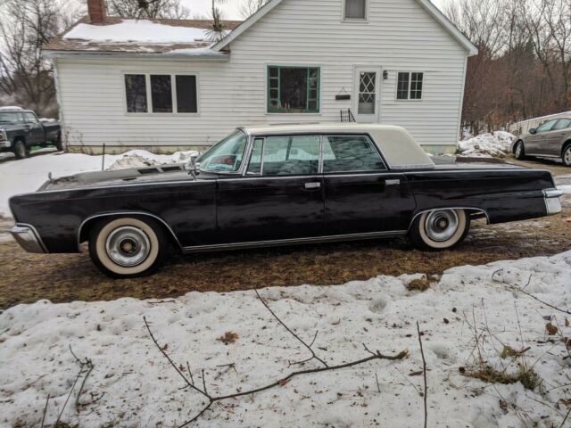 Chrysler Imperial 1965 image number 29