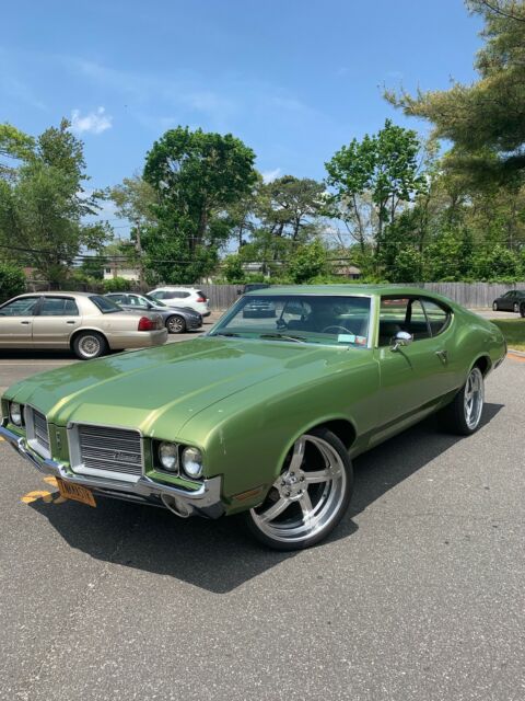 Oldsmobile Cutlass 1971 image number 8