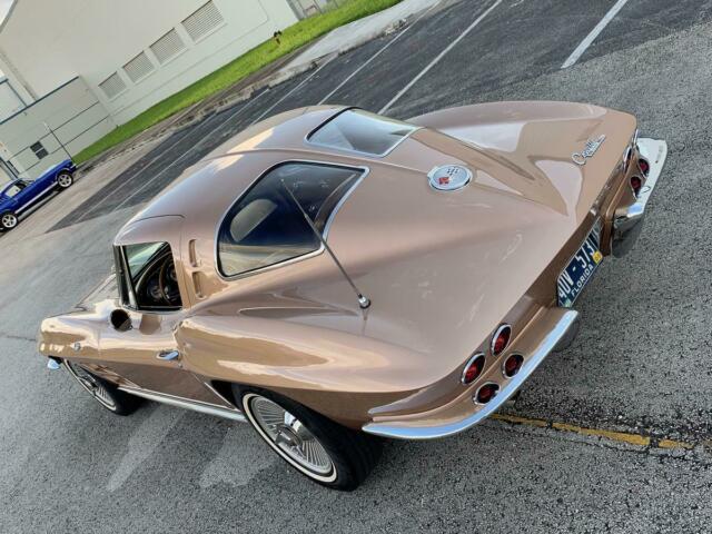 Chevrolet Corvette 1963 image number 10