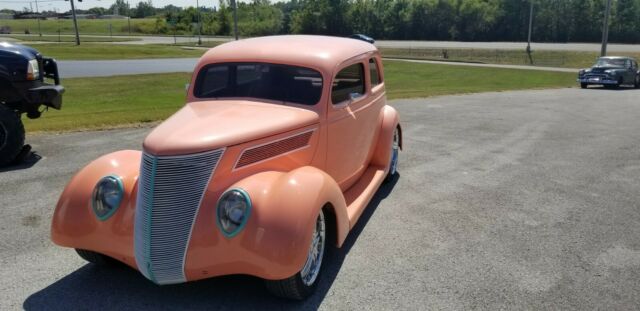 Ford Sedan 1937 image number 31