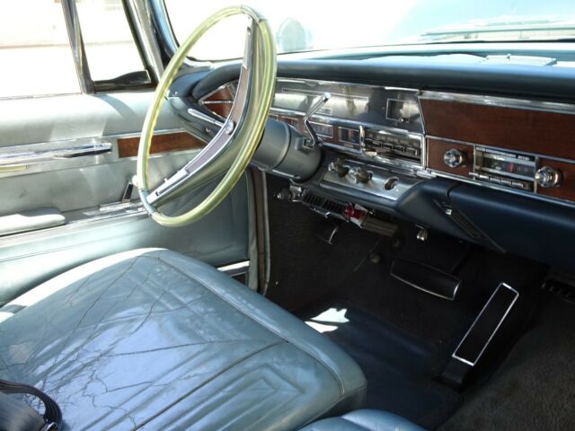 Chrysler Imperial 1966 image number 4