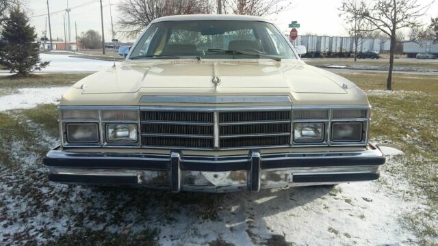 Chrysler LeBaron 1979 image number 1