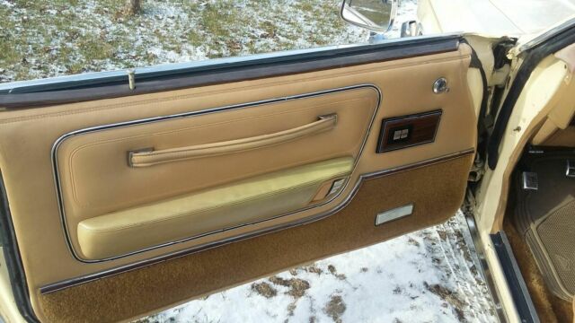 Chrysler LeBaron 1979 image number 41