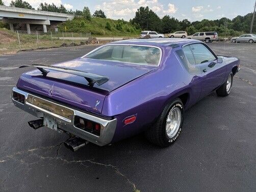 Plymouth Road Runner 1973 image number 23