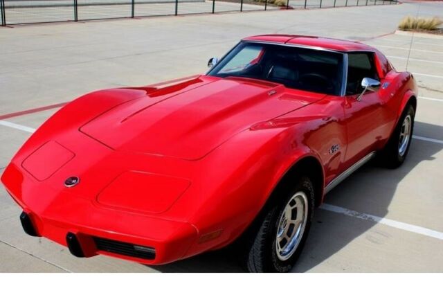 Chevrolet Corvette 1976 image number 24