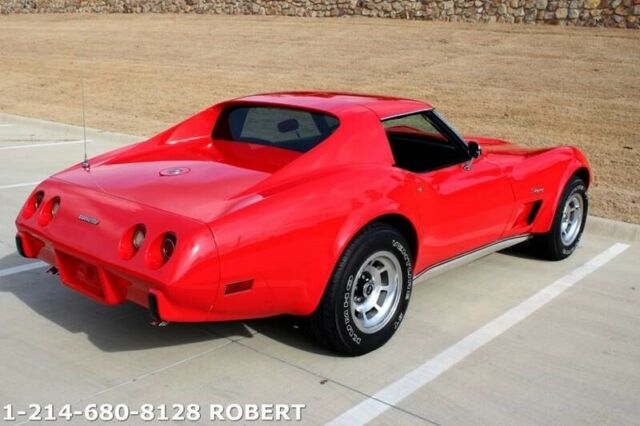 Chevrolet Corvette 1976 image number 44