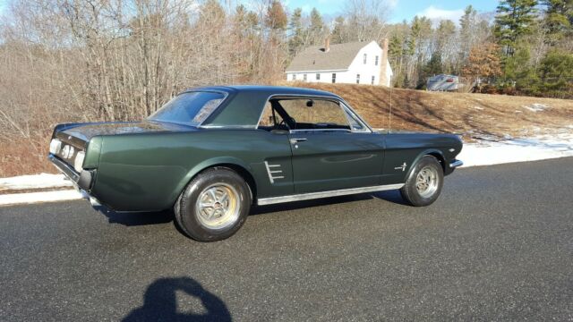 Ford Mustang 1966 image number 11