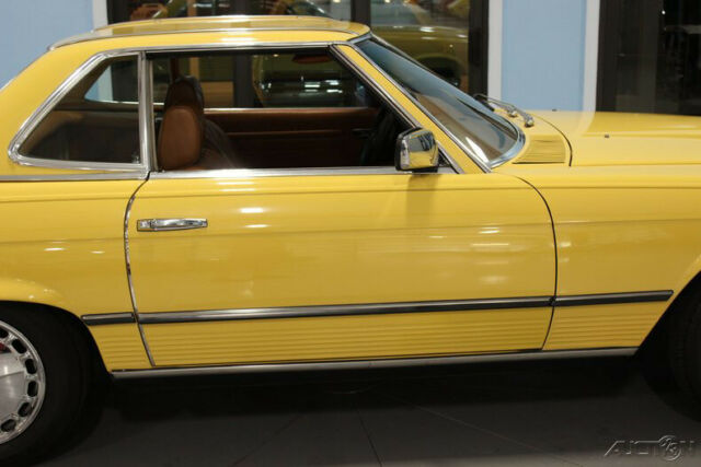 Mercedes-Benz 400-Series 1979 image number 18