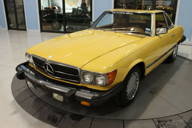 Mercedes-Benz 400-Series 1979 image number 9