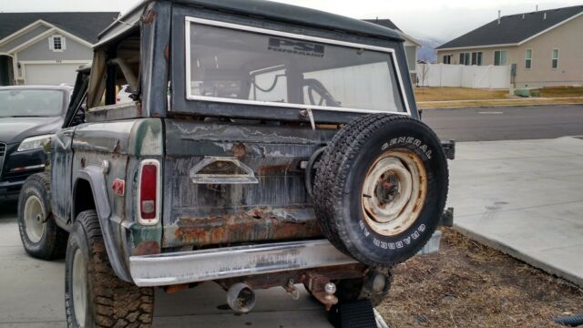 Ford Bronco 1973 image number 2