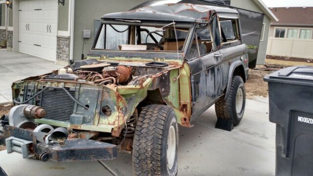 Ford Bronco 1973 image number 8