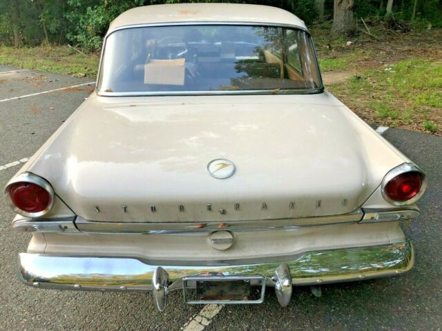 Studebaker Lark 1963 image number 17