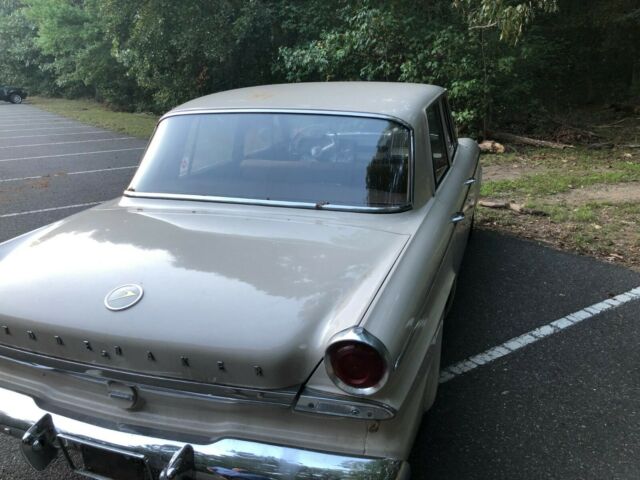 Studebaker Lark 1963 image number 18