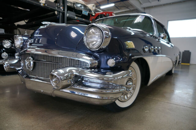 Buick Super Riviera 2 Door Hardtop 1956 image number 4