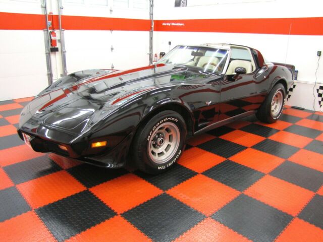 Chevrolet Corvette 1979 image number 0