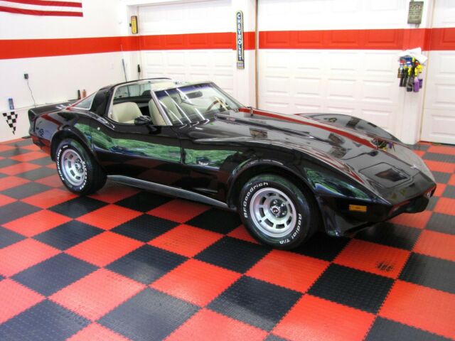 Chevrolet Corvette 1979 image number 27