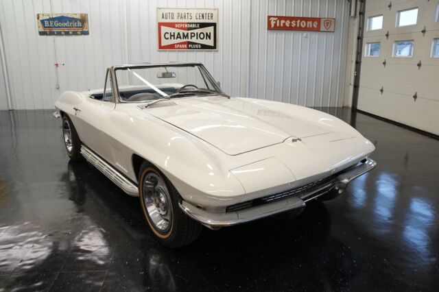 Chevrolet Corvette 1967 image number 10