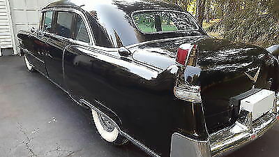 Cadillac Fleetwood 1954 image number 13