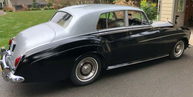 Rolls-Royce Silver Cloud 1964 image number 11