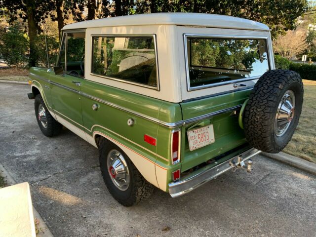 Ford Bronco 1975 image number 31