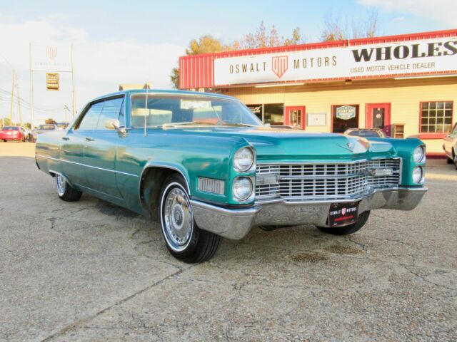 Cadillac DeVille 1966 image number 0