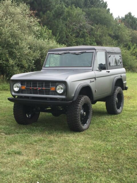 Ford Bronco 1971 image number 11