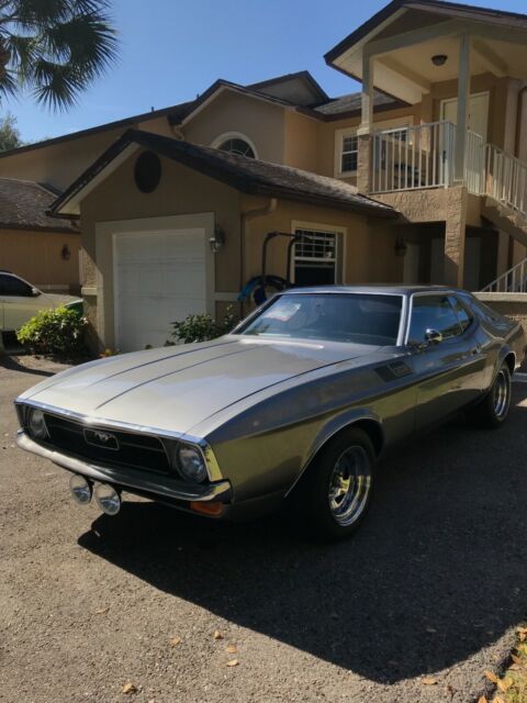 Ford Mustang 1971 image number 32