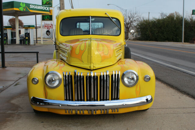 Ford F-100 1946 image number 0