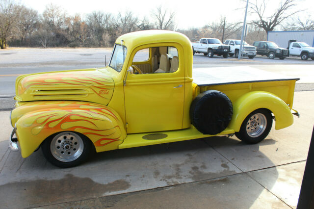 Ford F-100 1946 image number 16