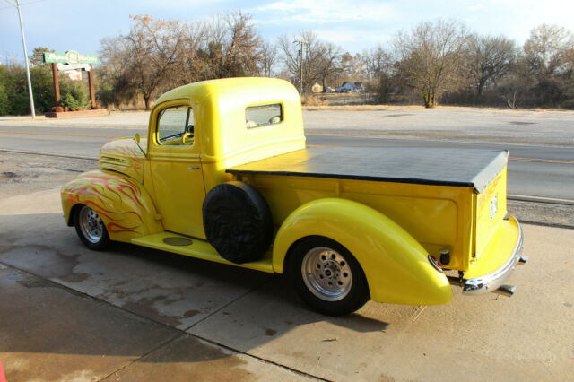 Ford F-100 1946 image number 33