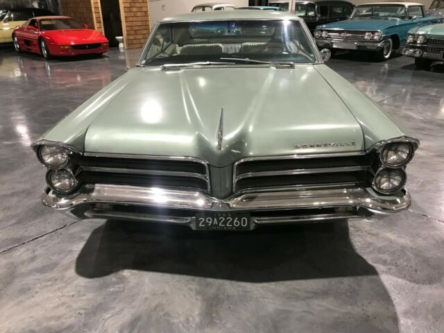 Pontiac Bonneville 1965 image number 30