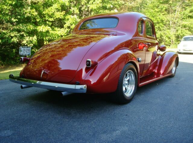 Chevrolet 5 Window Coupe 1937 image number 3