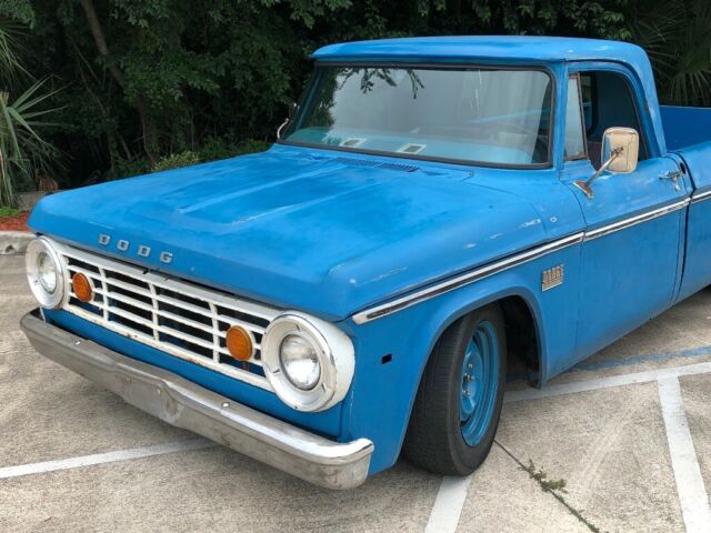 Dodge D100 Sweptline Hot Rod Truck 1971 image number 13