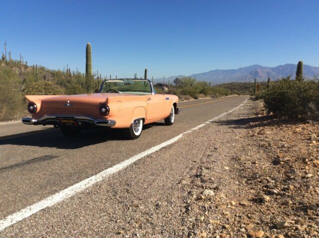 Ford Thunderbird 1957 image number 24